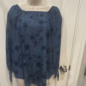 Liz Claiborne Navy Floral Blouse size Small